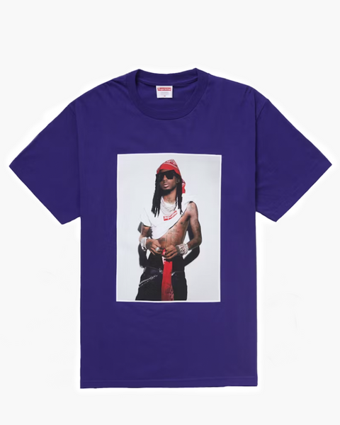 新品 Supreme Playboi Carti Tee パープル Supreme Playboi Carti Tee Purple FW25| The Sneaker Store